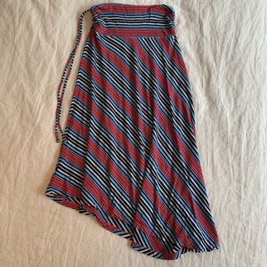 Patagonia Women’s Striped A-Line Skirt in Red and Blue size small